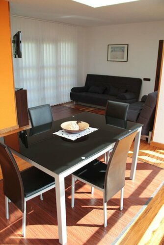 Apartamentos Sierra Pulide, Boek Appartement Hotels in Asturië met parkeren, Parkeren
