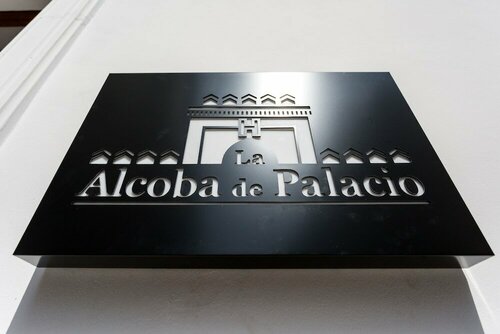 Hotel La Puerta de Palacio, Забронировать Отель Севилья провинция Севилья, рядом с Место рождения Диего Веласкеса