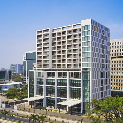 Taj Wellington Mews Chennai, Забронировать Отель Отели Ченнаи с бассейном, рядом с Технопарк TIDEL, Бассейн