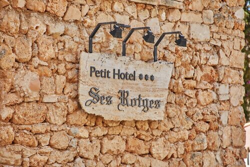 Petit Hotel Ses Rotges, Book Hotel Hoteller i Cala Ratjada med parkering, Parkering