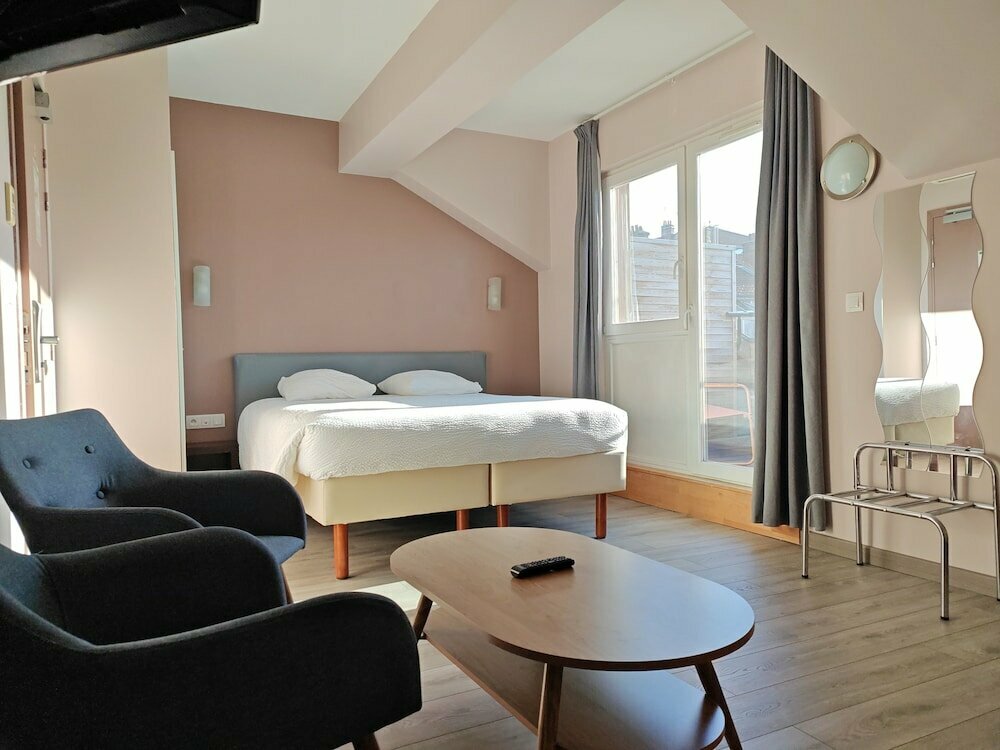 Hotel The Originals Saint-Étienne Le Cheval Noir