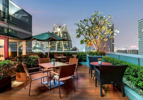 Four Points by Sheraton Bangkok Ploenchit Sukhumvit, Забронировать Отель Патумван Бангкок, рядом с Торгово-развлекательный центр Кореан Таун