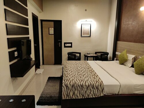 Hotel Pushpak, Boek Hotel Bhubaneswar Orissa