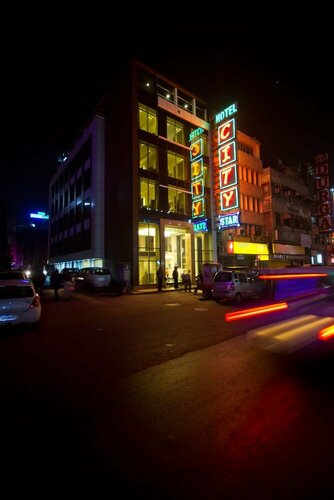 Hotel City Star, City Centre with Free Airport Pickup, Забронировать Отель Отели Нью-Дели с парковкой, рядом с Рынок Садар-Базар, Парковка