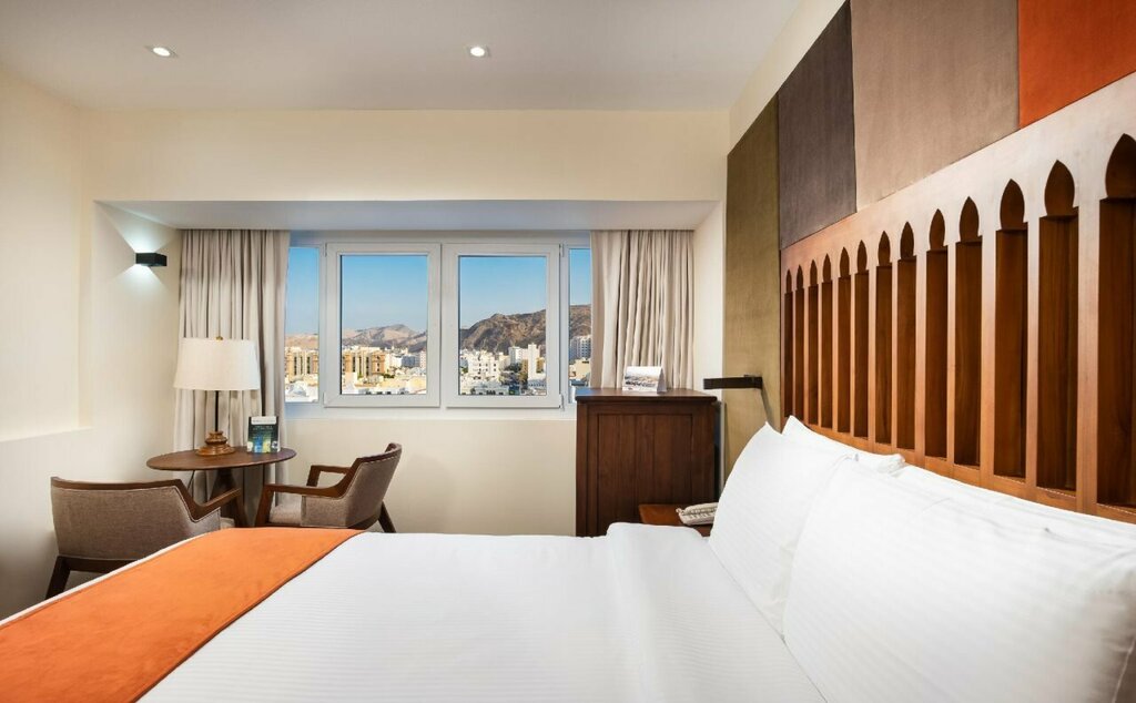 Al Falaj Hotel