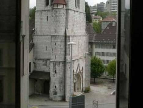 Maison DuBois, Забронировать Отель Отели Ле-Локль с парковкой, Парковка