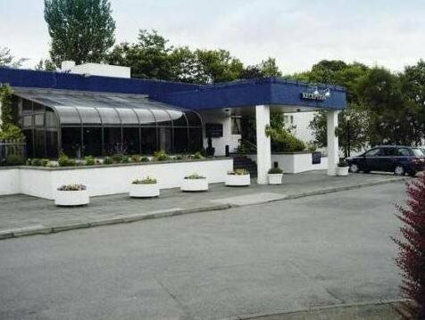 King Malcolm Hotel, Забронировать Отель Отели Данфермлин 3 звезды, 3*