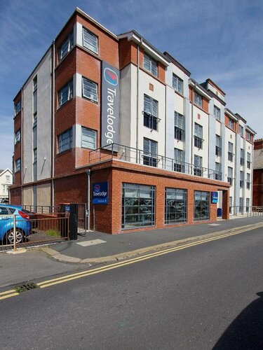Travelodge Blackpool South Promenade, Забронировать Отель Отели Блэкпул с парковкой, рядом с Стадион футбольного клуба «Блэкпул», Парковка