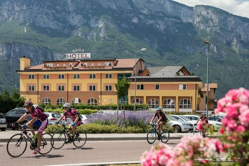 Sartoris Hotel, Забронировать Отель Лавис Валле-дель-Адидже