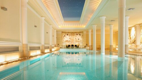Hotel Victoria & Iside Spa, Забронировать Курортный отель Чентро Сторико Турин, рядом с Станция метро Re Umberto