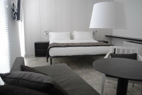 Nenè-Il Vicolo Apartments and Rooms, Prenota Appartamento Hotel a Como con parcheggio, Parcheggio