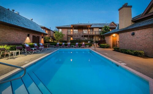 Cloverleaf Suites, Rezervasyon Otel Dublin Ohio, Scioto Park yakınındaki