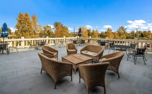 Clarion Hotel & Suites Fairbanks near Ft Wainwright, Reserva ahora Hotel Fairbanks Alaska
