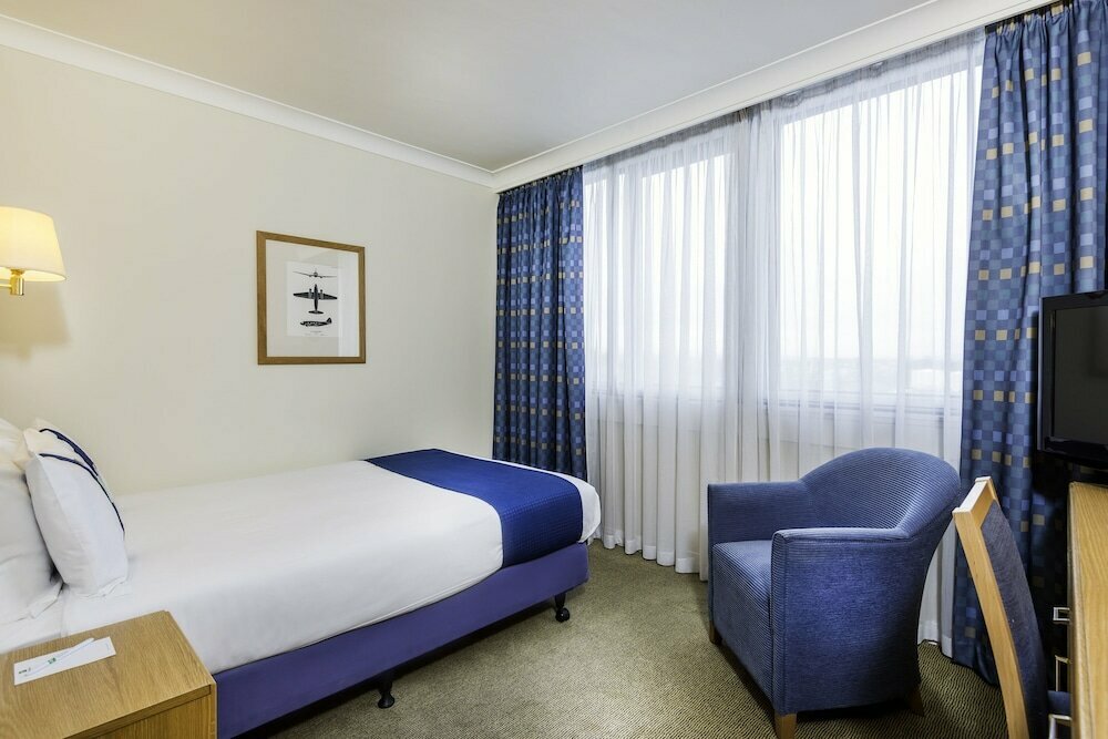 Holiday Inn
