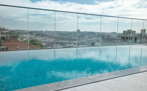 NH Hotel Porto Jardim, Rezerwuj Hotel União de Freguesias do Centro 