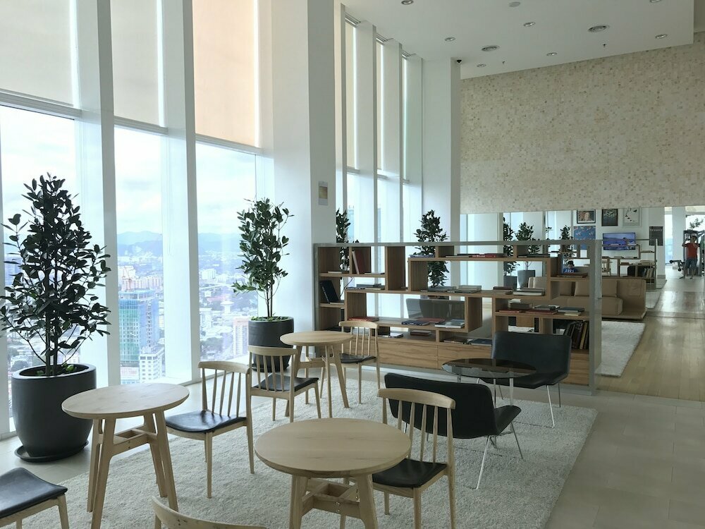 Mz Suite at The Face Platinum Suites