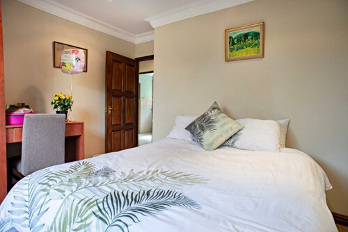 Ekhaya Guest House, Забронировать Гостевой дом Баллито Durban North Coast