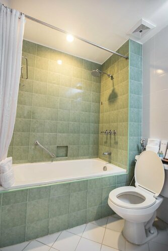 Microtel by Wyndham Cavite, Rezervovat Hotel Wellness hotely v General Trias, SPA