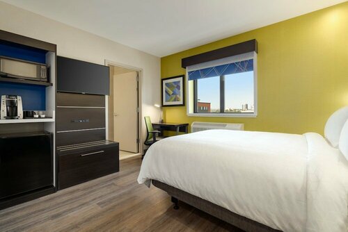 Holiday Inn Express - Jamaica - JFK AirTrain - NYC by IHG, Забронировать Отель Джамейка Куинс