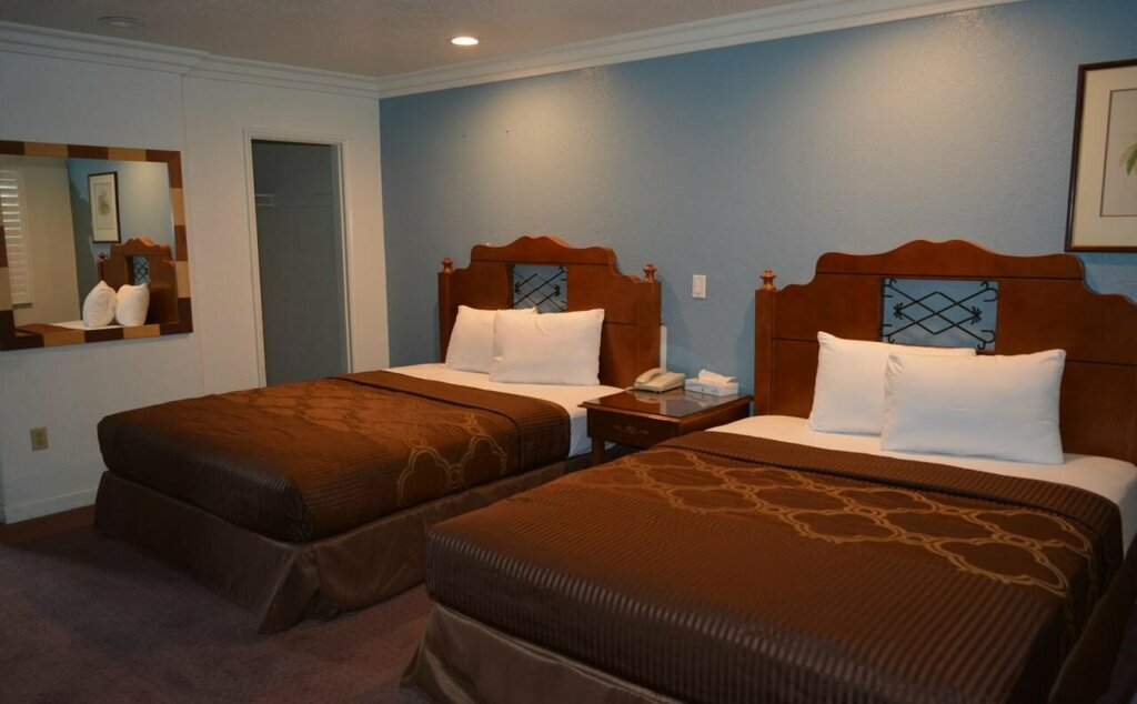 Welcome Inn on Colorado Blvd