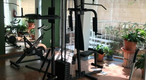 Grupo Kings Suites - Bosque de Duraznos 72, Book Hotel Hoteller i Mexico DF med parkering, Parkering
