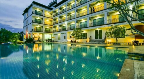 Southgate Residence Hotel - SHA Certified, Забронировать Отель Чумпхон провинция Чумпхон
