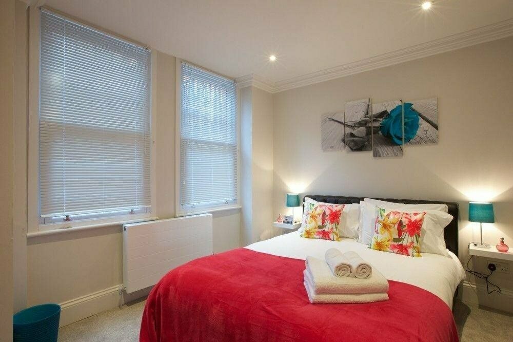 Viridian Apartments West Kensington Serviced Apartments - Queens Club
