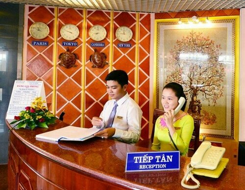 Khach San Cuu Long, Book Hotel Hoteller i Mekong Delta med parkering, Parkering