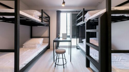 Cooing Guesthouse-Hostel, Забронировать Отель Содэмунгу Сеул, рядом с Станция метро Sinchon