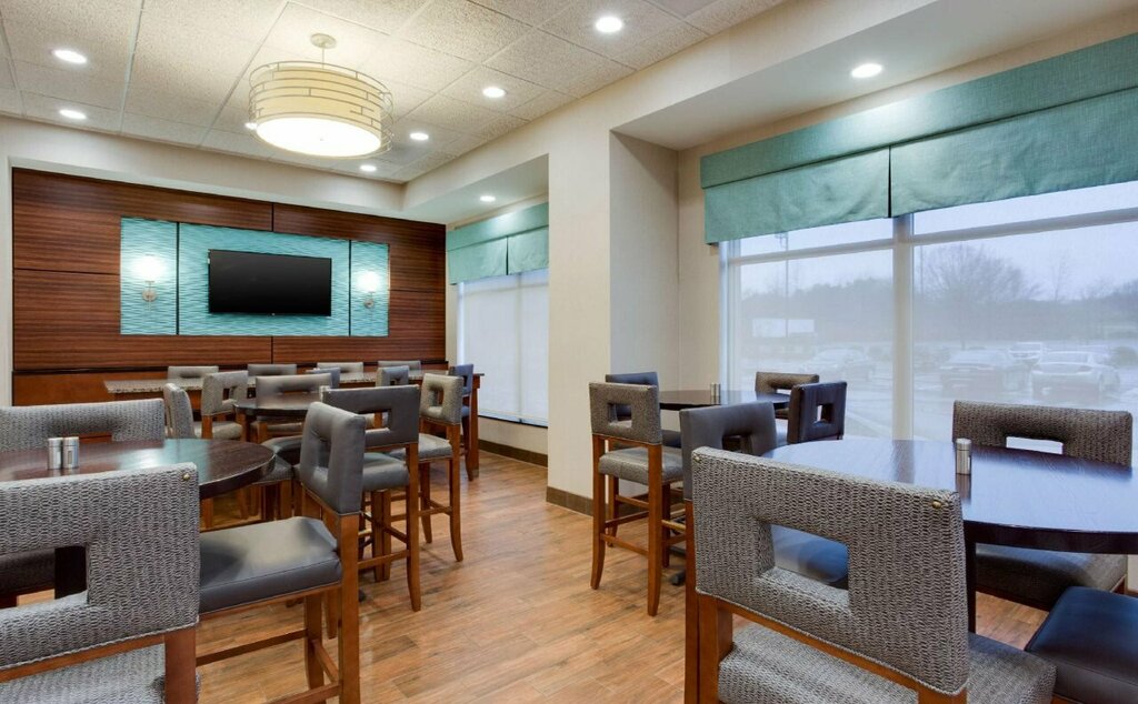 Drury Inn & Suites Charlotte Arrowood