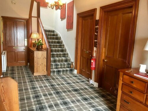 Gowanfield B&B, Book Bed and Breakfast  