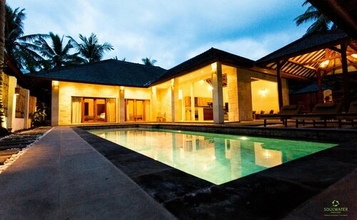 Senang Private Villa, Забронировать Вилла Гили Траванган острова Гили