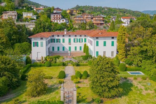 Villa Cardinal Ciceri - Penthouse Apartments, Забронировать Апартаменты/квартира Сан-Фермо-делла-Батталья Ломбардия