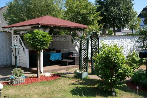 Am Hallenbad Hotel garni, Забронировать Отель Ратинген Северный Рейн-Вестфалия