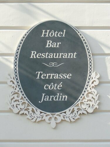 Hotel de la Providence, Book Hotel Hoteller i Rhône-Alps med parkering, Parkering