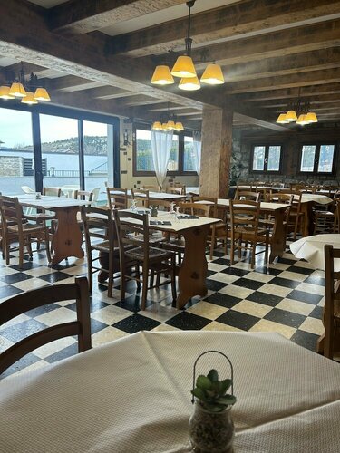 Hôtel LOustalet, Забронировать Отель Фон-Ромё French Cerdagne