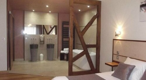 Auberge des Moulins, Book Hostel Baume-les-Dames Doubs