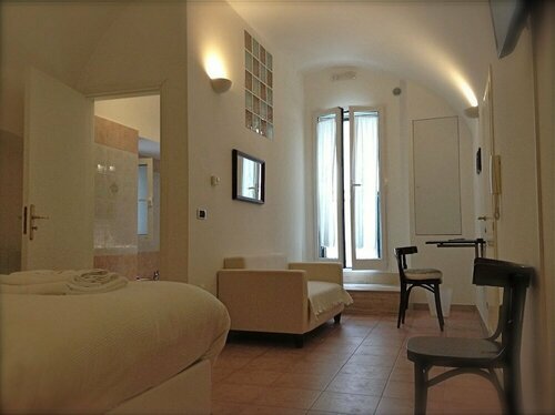 La Torre e il Mare Rooms, Buchen Sie Bed & Breakfast Monopoli Metropolitanstadt Bari