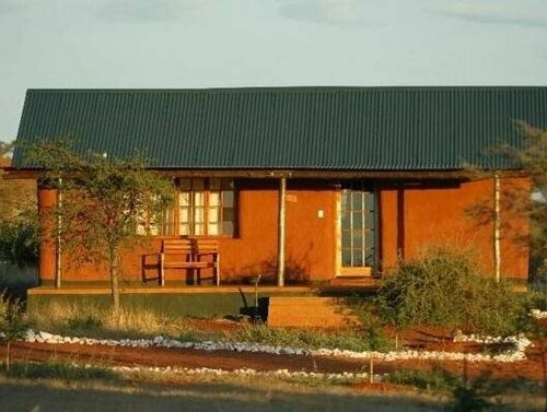 Bagatelle Kalahari Game Ranch, Rezervați Casă de vacanță Hoteluri în Hardap cu parcare, Parcare