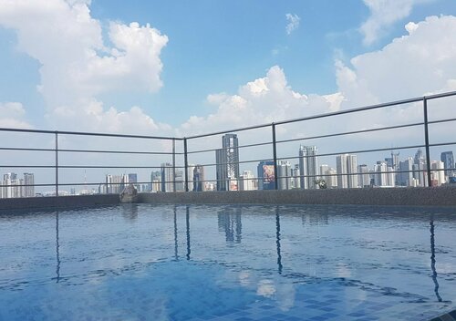 Interchange Tower Serviced Apartment - SHA Extra Plus, Забронировать Апартаменты/квартира Раттхеви Бангкок, рядом с Театр Аксра