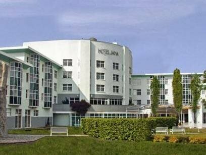 Hotel Jana, Book Hotel Prerov 