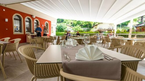 Hotel-Restaurant Ackersand, Book Hotel Stalden Obwalden