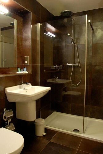 Kveldsro Hotel, Забронировать Отель Отели Леруик с парковкой, рядом с Порт Леруик, Парковка