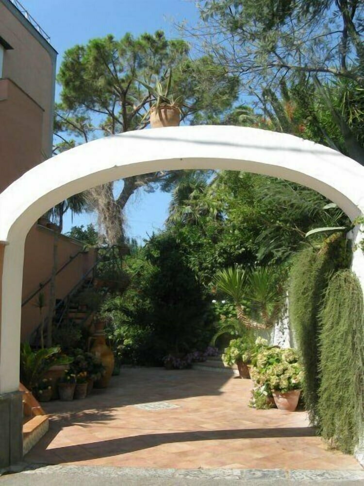 Hotel Tirreno Residence