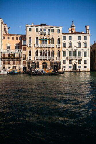 Locanda Ai Santi Apostoli Sul Canal Grande - Ferretti Hotels Collection, Забронировать Отель Каннареджо Венеция, рядом с Консульство Российской Федерации в Венеции
