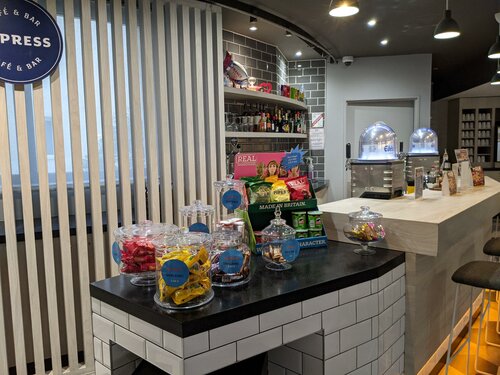 Holiday Inn Express Paris - Velizy by IHG, Забронировать Отель Отели Велизи-Вилакубле 3 звезды, рядом с Авиабаза Велизи-Вилакубле, 3*