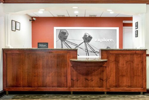 Hampton Inn & Suites Bethlehem, Забронировать Отель Отели Бетлехем с парковкой, Парковка