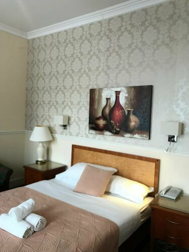 Eurobar & Hotel, Забронировать Отель Отели Оксфорда 3 звезды, рядом с Campion Hall, 3*