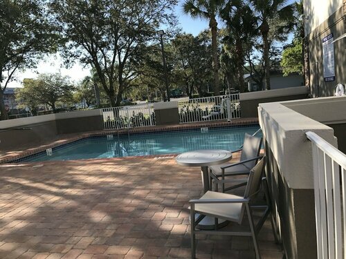 Holiday Inn Express - Naples South - I-75 by IHG, Забронировать Отель Ист-Нейплс Нейплс