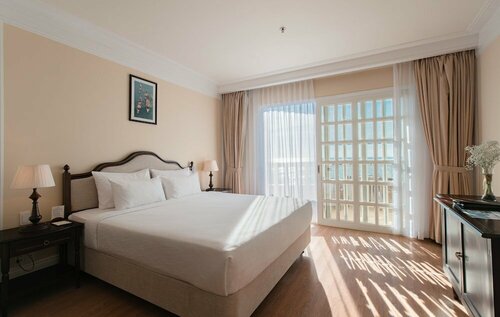 Sunrise Nha Trang Beach Hotel & Spa, Забронировать Курортный отель Нячанг Кханьхоа